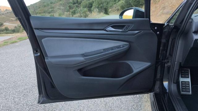 Volkswagen Golf image 7