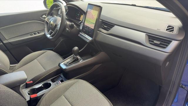 Renault Captur image 2