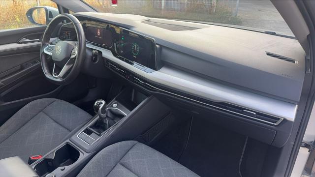 Volkswagen Golf Sw image 8