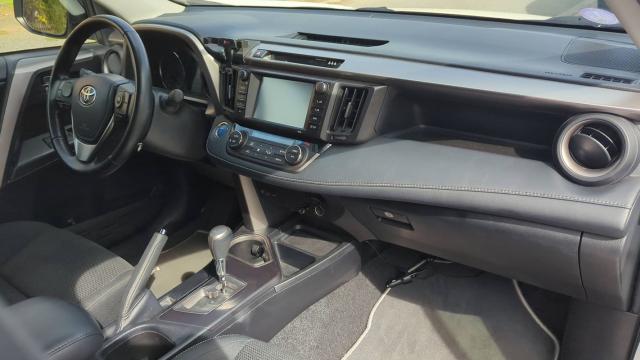 Toyota Rav4 image 4