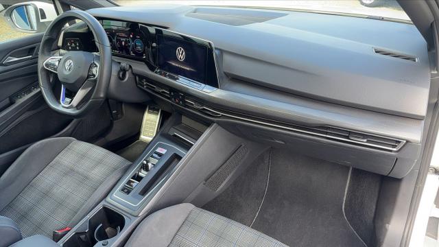 Volkswagen Golf image 4