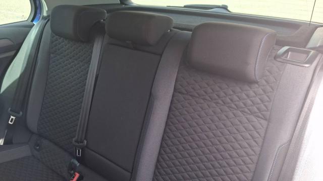 Volkswagen Golf image 9