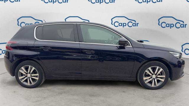 Peugeot 308 image 2