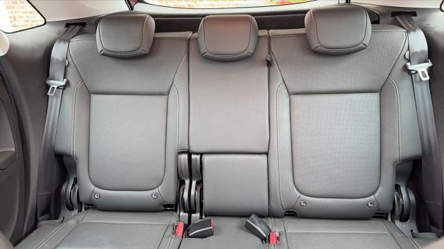 Opel Crossland image 2