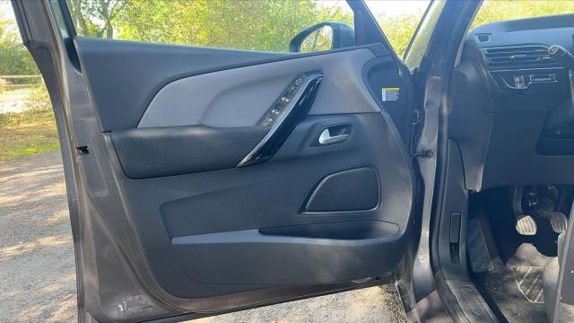 Citroen Grand C4 Picasso image 3