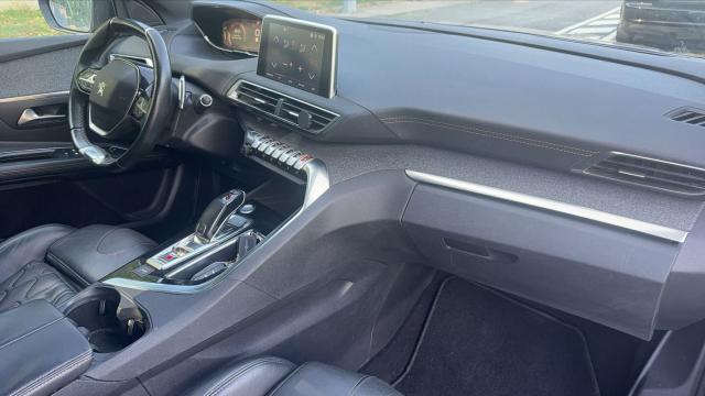 Peugeot 3008 image 8