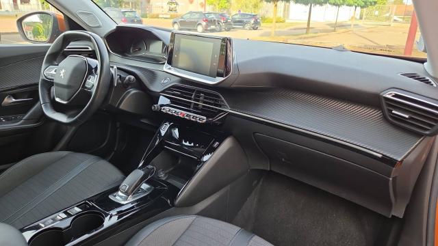 Peugeot 2008 image 4