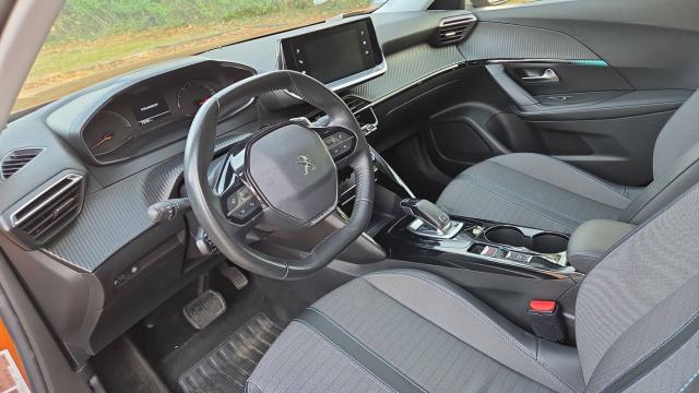 Peugeot 2008 image 6