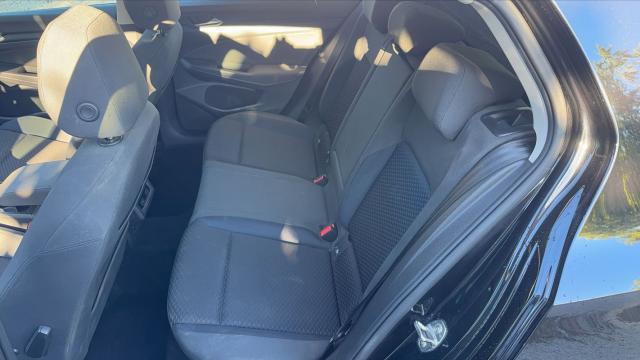 Volkswagen Golf image 5
