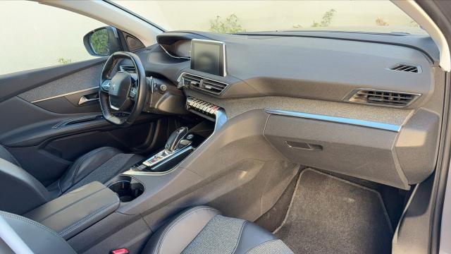 Peugeot 3008 image 8