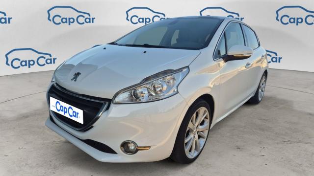 Peugeot 208 1.6 Vti 120 Feline