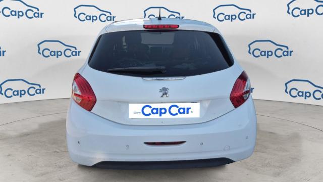 Peugeot 208 image 7