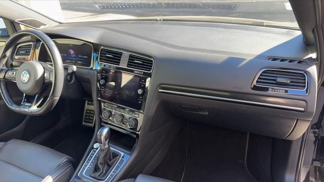 Volkswagen Golf image 1