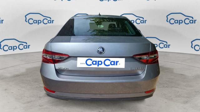 Skoda Superb image 2