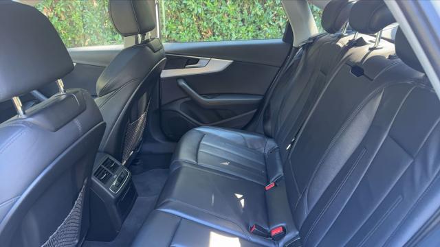 Audi A4 image 9