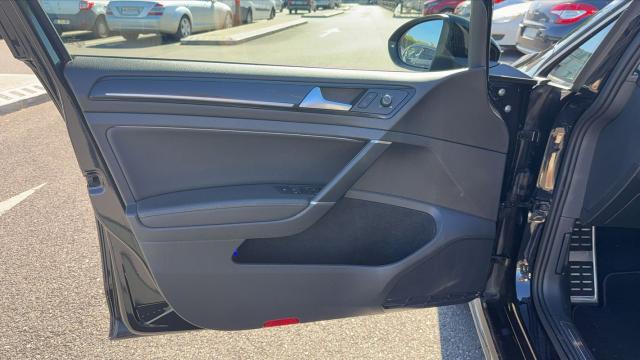 Volkswagen Golf image 5