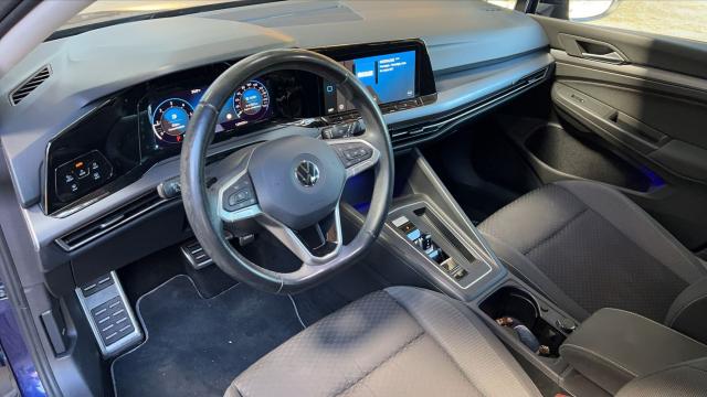 Volkswagen Golf image 8