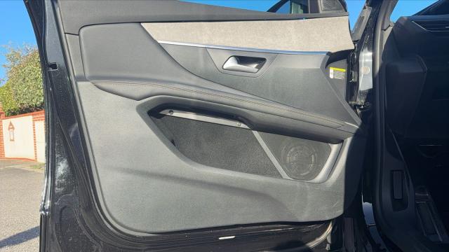 Peugeot 3008 image 6