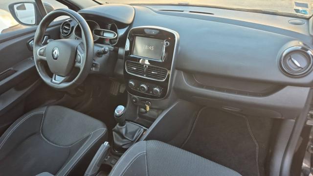 Renault Clio image 9