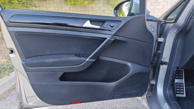 Volkswagen Golf image 7