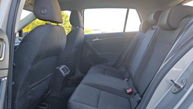 Volkswagen Golf image 1