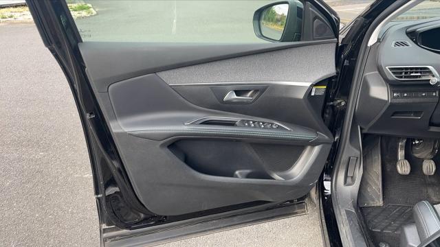 Peugeot 5008 image 6