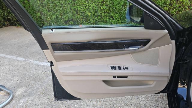 Bmw Série 7 image 9
