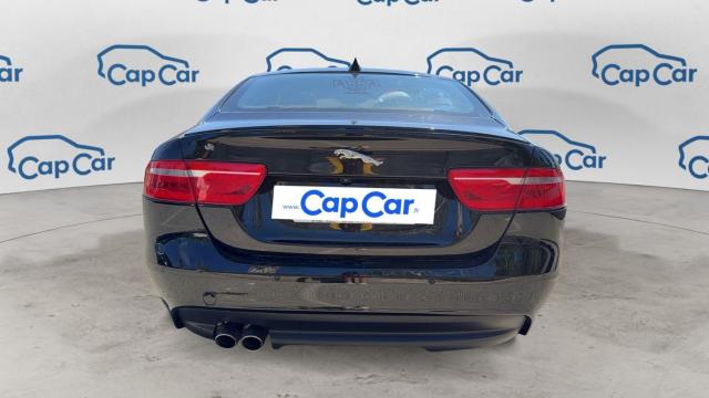 Jaguar Xe image 9