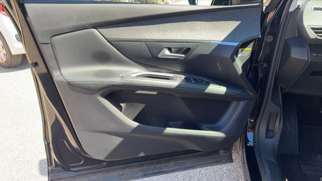 Peugeot 3008 image 6