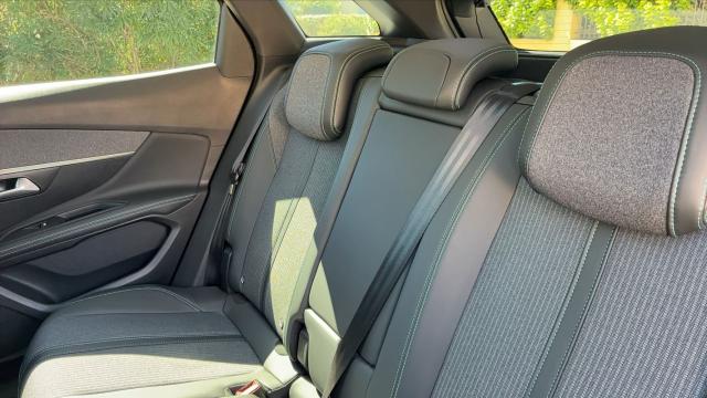 Peugeot 3008 image 8