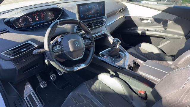 Peugeot 5008 image 4