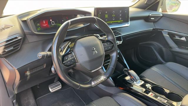 Peugeot 2008 image 7