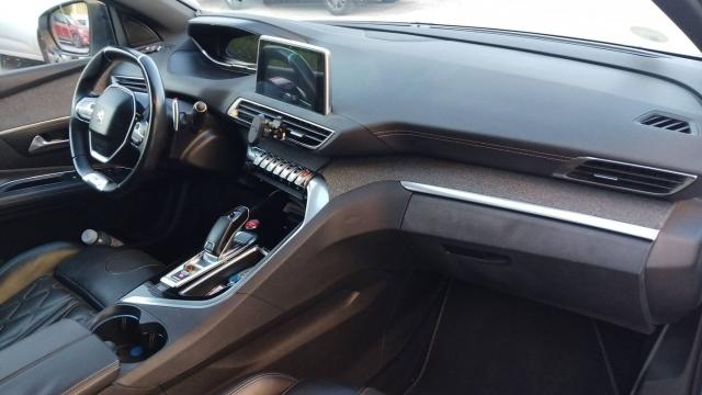 Peugeot 3008 image 1