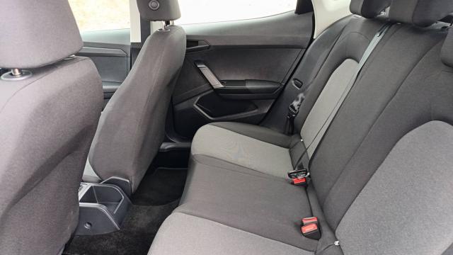 Seat Arona image 2