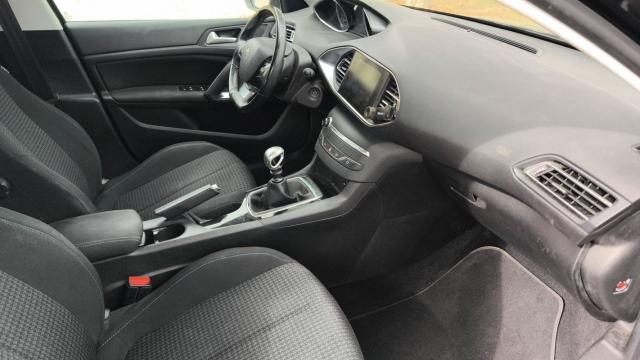 Peugeot 308 image 4