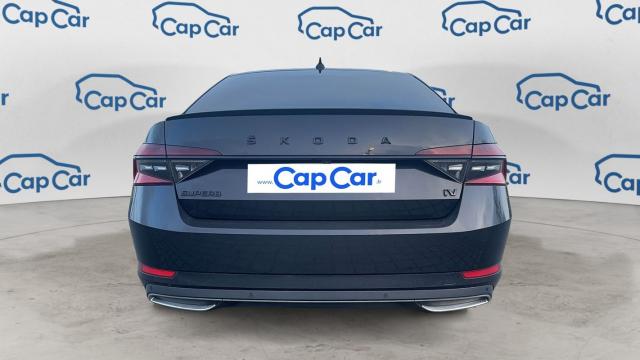 Skoda Superb image 8