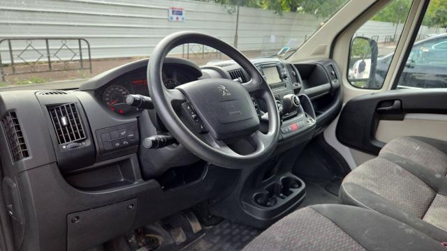 Peugeot Boxer image 3