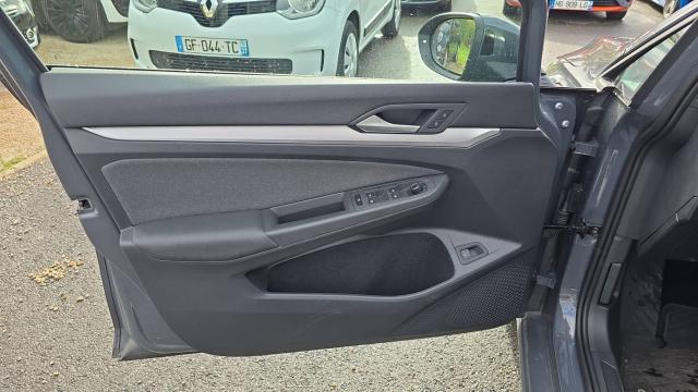 Volkswagen Golf image 7