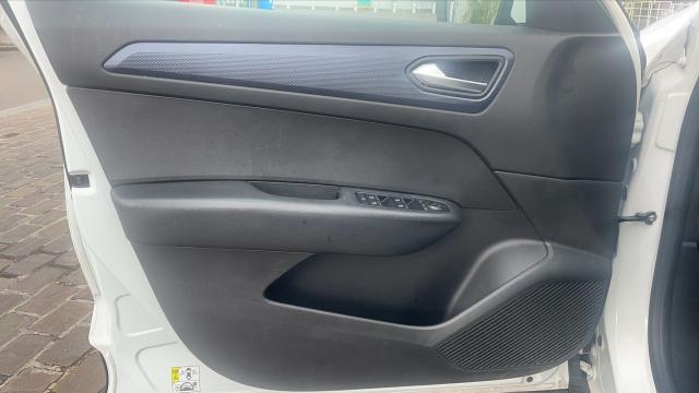 Renault Arkana image 6