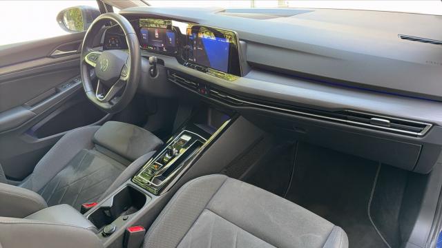 Volkswagen Golf image 6