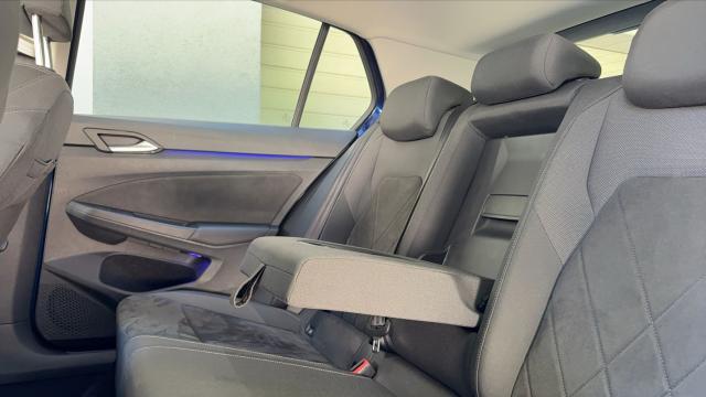 Volkswagen Golf image 8
