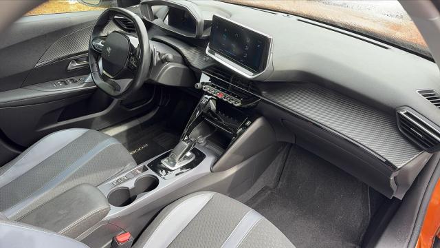 Peugeot 2008 image 5