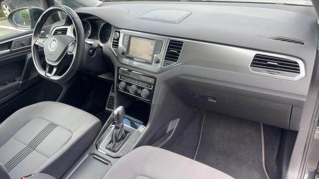 Volkswagen Golf Sportsvan image 3