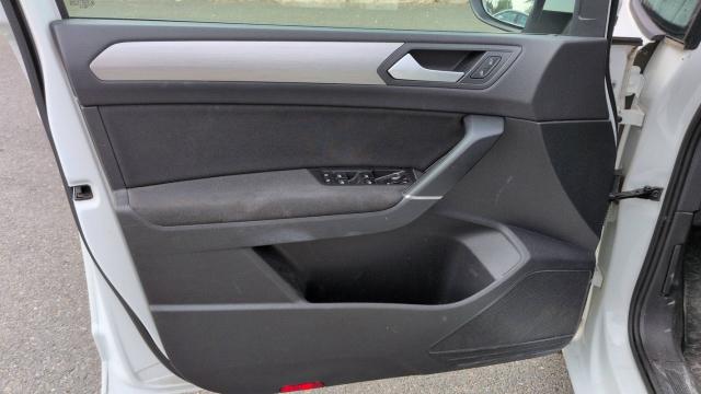 Volkswagen Touran image 6