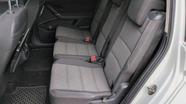 Volkswagen Touran image 1