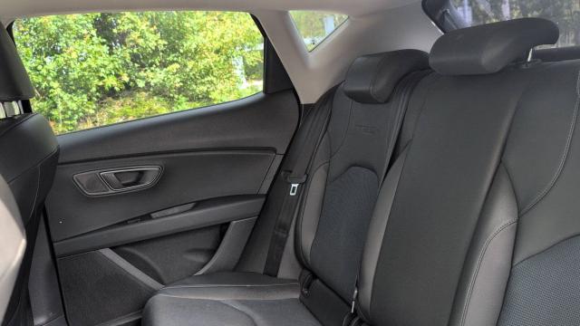 Seat Leon image 2