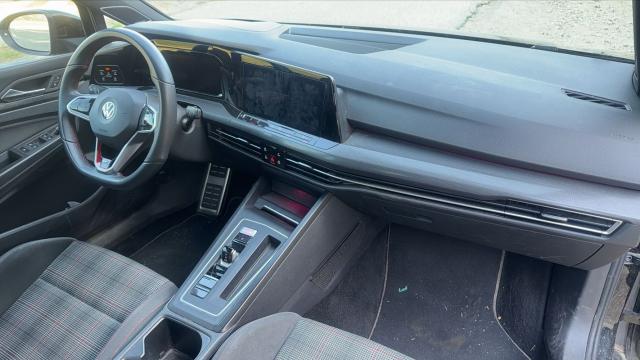 Volkswagen Golf image 7