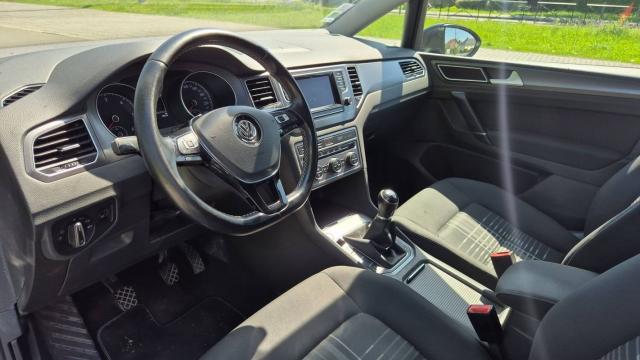 Volkswagen Golf Sportsvan image 8