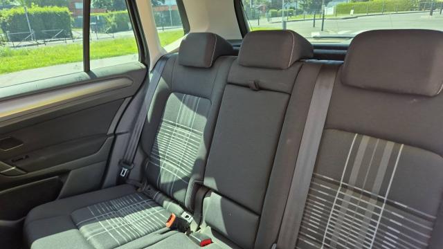Volkswagen Golf Sportsvan image 9