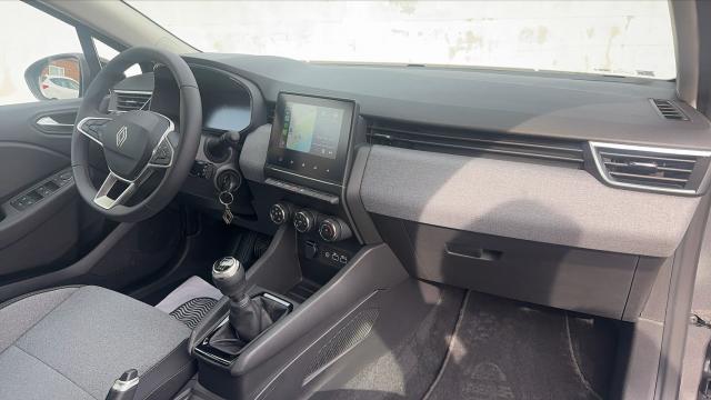 Renault Clio image 1